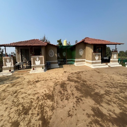 Farm View Homestay 